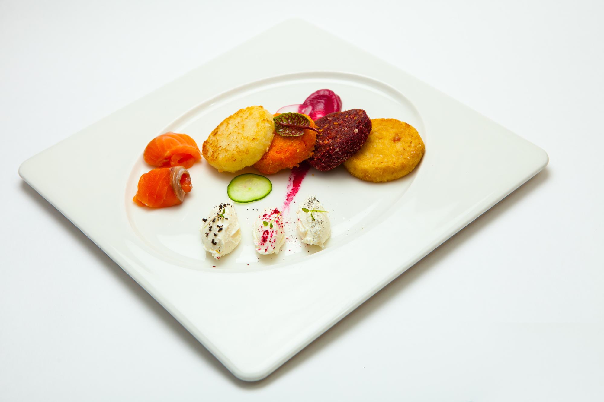 Set of plated dishes for a workshop